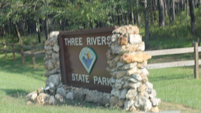 Three Rivers State Park Entrance